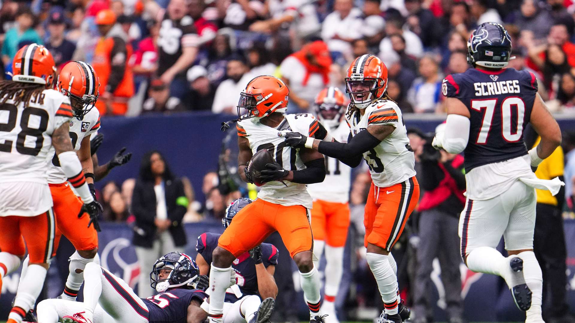 英超赛事直播：即时文字更新与精彩解说